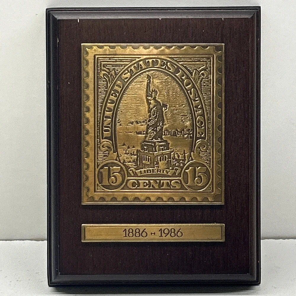 Vintage 1985 Avon Statue‎ of Liberty 1886-1986 Brass Plaque Wood Base